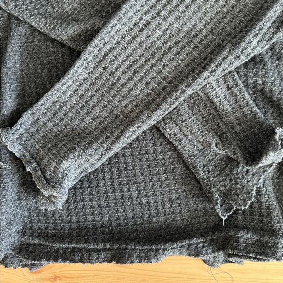 Urban Outfitters Waffle Knit Top - Picture 5 of 7